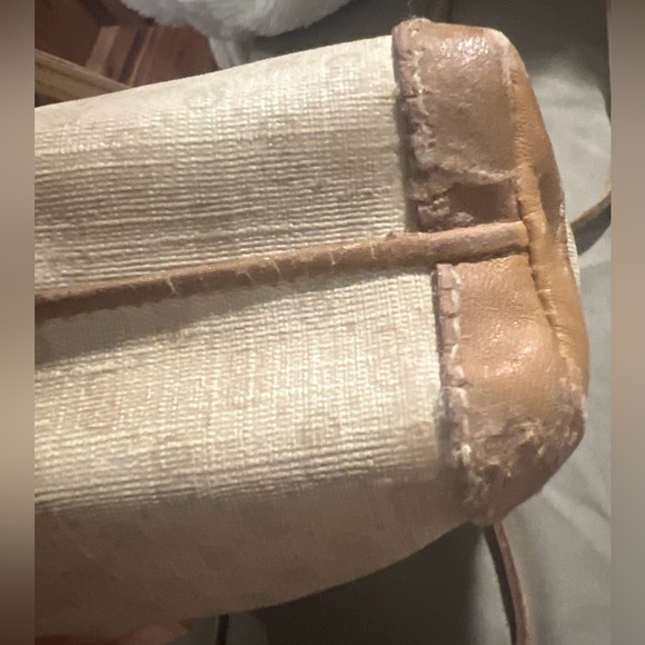 Authentic vintage Gucci Small Shoulder Bag, GG logo - Serial number 007-115-0093 - Picture 5 of 11